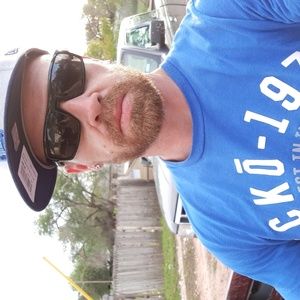 Meet your Posher, Bradley